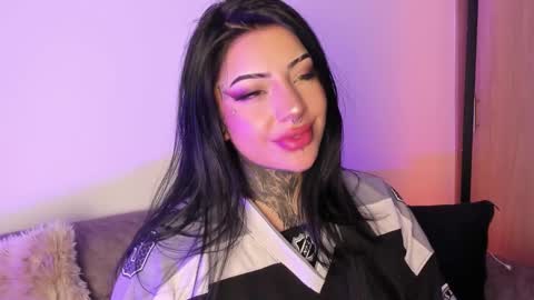     online show from January 15, 2026, 6:18 am