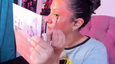 Snapshot of mila_nixon01 chatting on September 20, 2025, 5:25 pm MILA online show from September 20, 2025, 5:25 pm