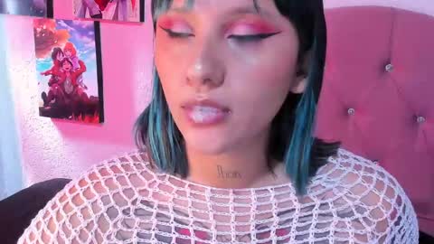 MILA  online show from May 28, 2026, 5:32 pm