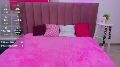 Mila online show from April 10, 2026, 1:33 am