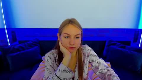 Milla online show from November 7, 2025, 7:19 am