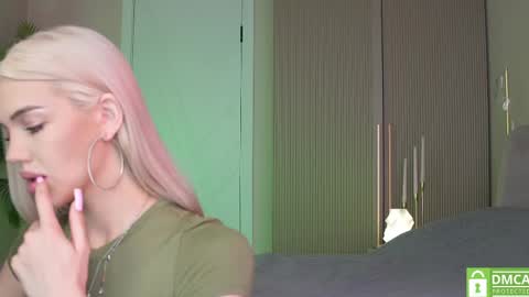 Mila and u can call me sweet bunny online show from May 29, 2026, 10:13 am