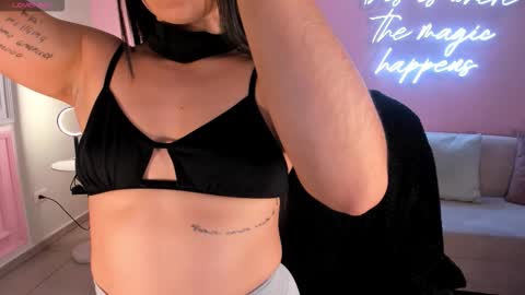 Mila online show from January 6, 2026, 12:58 am