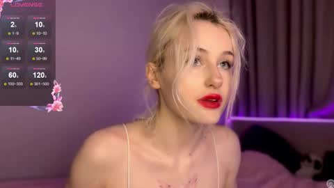 Mila online show from January 12, 2026, 7:30 pm