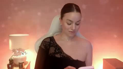 Snapshot of milafleur chatting on February 24, 2026, 3:21 pm Mila Fleur online show from February 24, 2026, 3:21 pm