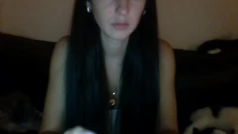 MilaGabor online show from October 9, 2025, 4:38 pm