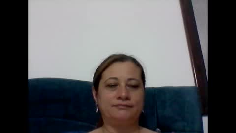 milagros_latin online show from March 9, 2026, 3:32 am