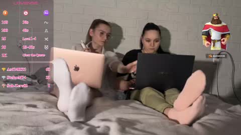 milamisss online show from May 4, 2026, 8:27 pm