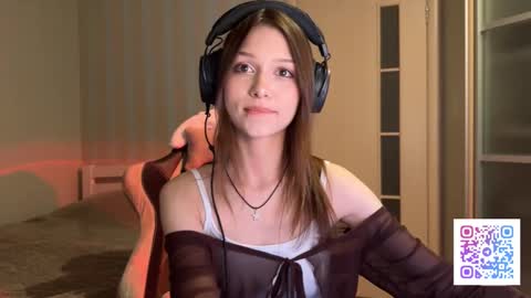 Snapshot of milamiuu chatting on February 19, 2026, 4:14 pm milamiuu online show from February 19, 2026, 4:14 pm