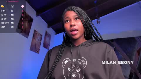 Snapshot of milan_ebony chatting on January 6, 2025, 2:25 pm Milan online show from January 6, 2025, 2:25 pm