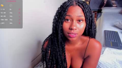 Snapshot of milan_ebony chatting on February 10, 2025, 2:26 pm Milan online show from February 10, 2025, 2:26 pm