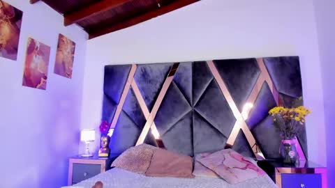 Milan  online show from April 22, 2026, 11:56 am