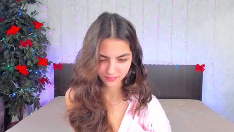 Milana online show from December 29, 2024, 8:11 am