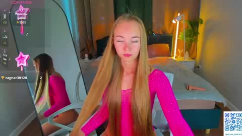 Milana online show from June 1, 2026, 1:07 am