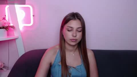 Snapshot of milanaangelas chatting on June 26, 2026, 6:07 am milanaangelas online show from June 26, 2026, 6:07 am