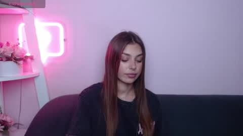 Snapshot of milanaangelas chatting on July 17, 2026, 4:52 am milanaangelas online show from July 17, 2026, 4:52 am