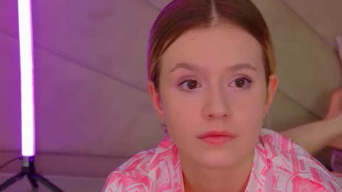 MilanaBalmain online show from November 8, 2025, 4:45 am