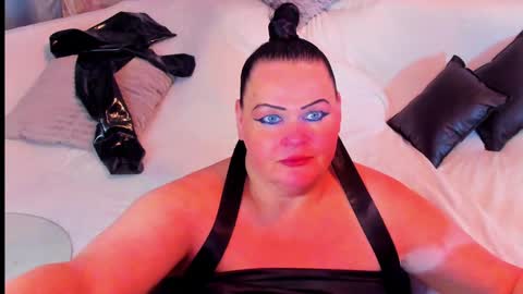 Lana online show from December 20, 2024, 7:17 pm