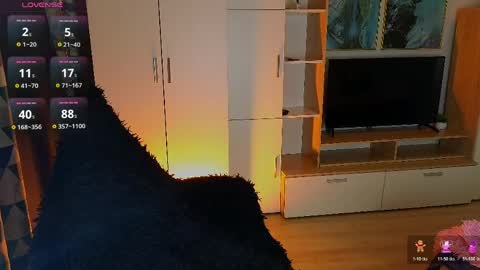 Lana online show from April 1, 2026, 7:00 pm