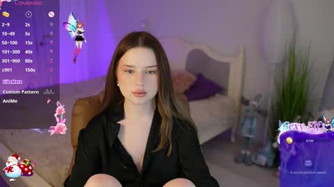 milanamoons online show from January 13, 2026, 9:36 am