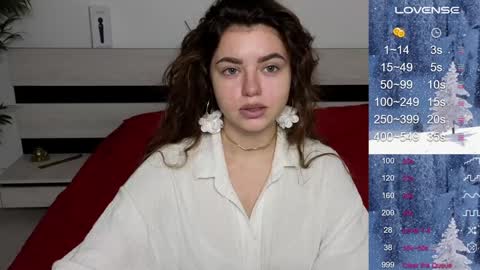 Snapshot of milania_hot_foxy chatting on December 10, 2024, 10:17 am Mila online show from December 10, 2024, 10:17 am