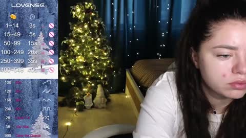 Snapshot of milania_hot_foxy chatting on January 13, 2025, 7:32 am Mila online show from January 13, 2025, 7:32 am