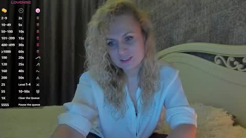 milanna_x online show from September 24, 2025, 6:44 pm