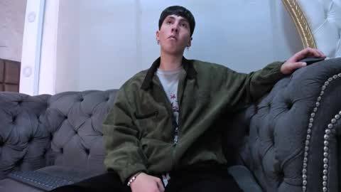 Snapshot of milanstone chatting on November 19, 2025, 3:56 pm milanstone online show from November 19, 2025, 3:56 pm