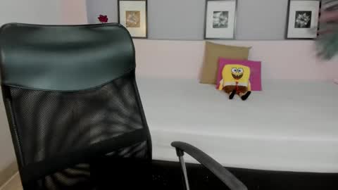 Snapshot of milarose4 chatting on December 29, 2024, 2:21 pm Mila Rose online show from December 29, 2024, 2:21 pm