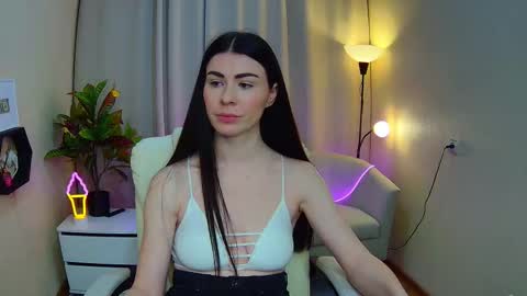 milasecretsss online show from March 16, 2026, 12:31 pm