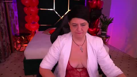 milaskyy online show from February 16, 2025, 2:21 pm