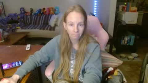 Snapshot of milastoned chatting on February 16, 2026, 3:52 pm Mila online show from February 16, 2026, 3:52 pm