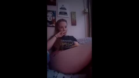 Snapshot of milastoned chatting on February 21, 2026, 7:42 am Mila online show from February 21, 2026, 7:42 am