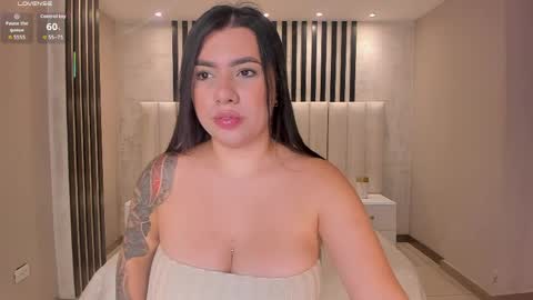 Mila Velvet online show from April 13, 2026, 12:10 pm