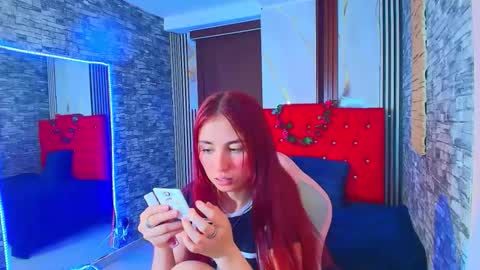 Ana online show from November 15, 2025, 9:32 pm