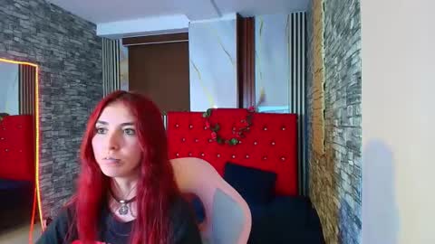 Ana online show from November 20, 2025, 8:08 pm