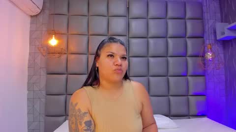 Milena  online show from January 27, 2025, 3:37 am