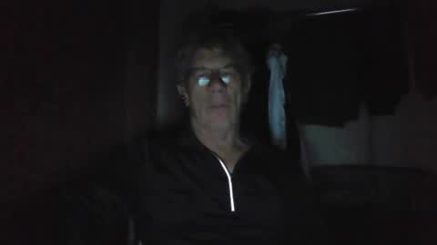 Milehi1958 online show from November 30, 2025, 11:25 am