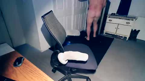 Milehi1958 online show from February 11, 2026, 10:53 am