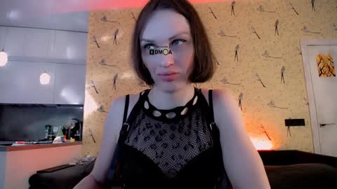 Milena Hardy online show from December 8, 2024, 4:35 am
