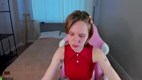 Milena online show from April 23, 2026, 1:07 am