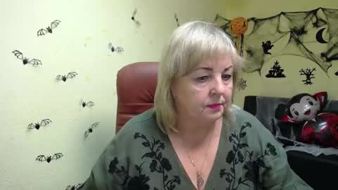 Milena online show from November 3, 2025, 12:06 pm