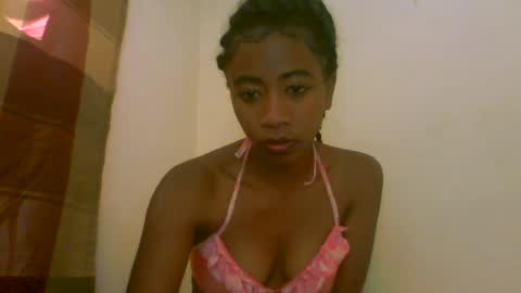 Snapshot of milennah chatting on May 23, 2026, 7:56 am milennah online show from May 23, 2026, 7:56 am