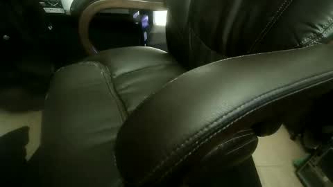 miles_mayhem_667 online show from March 16, 2026, 9:35 am