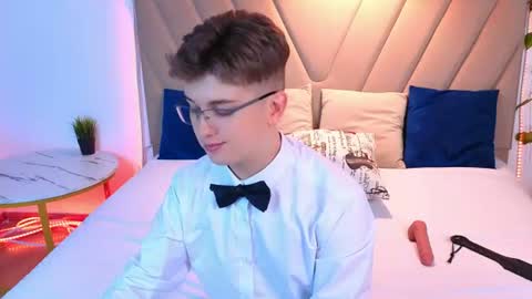 Miles online show from July 16, 2026, 8:59 pm