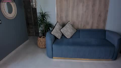 Miley Cruz  IG miley model23 online show from September 9, 2025, 7:46 pm