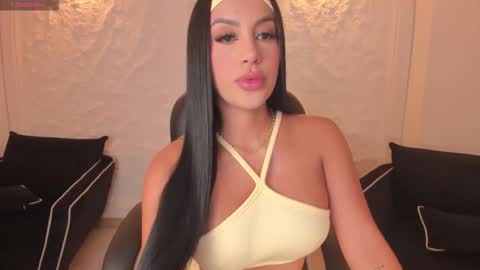 Miley Cruz  IG miley model23 online show from March 3, 2026, 7:09 pm