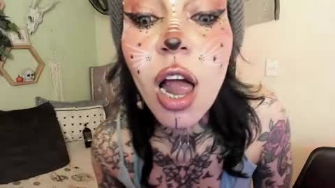 Snapshot of milf_onlyseduction chatting on June 26, 2026, 1:37 pm Isabella online show from June 26, 2026, 1:37 pm