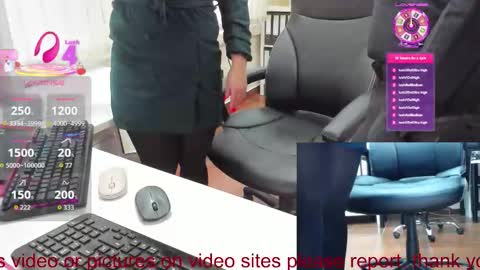 Viktoria online show from November 19, 2025, 11:32 am