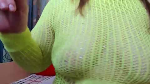 Snapshot of milfdeaa chatting on November 24, 2025, 7:41 am Dea online show from November 24, 2025, 7:41 am